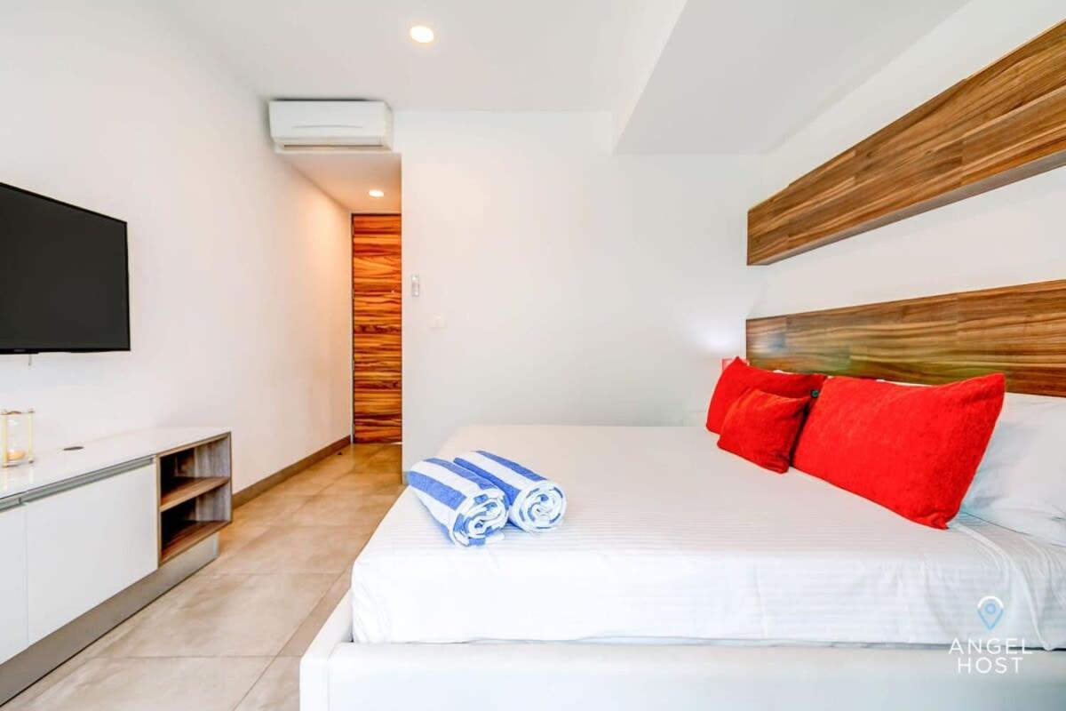 With Amenities Sleeps 8 Roof Pool Gym Сasa de vacaciones Playa del Carmen