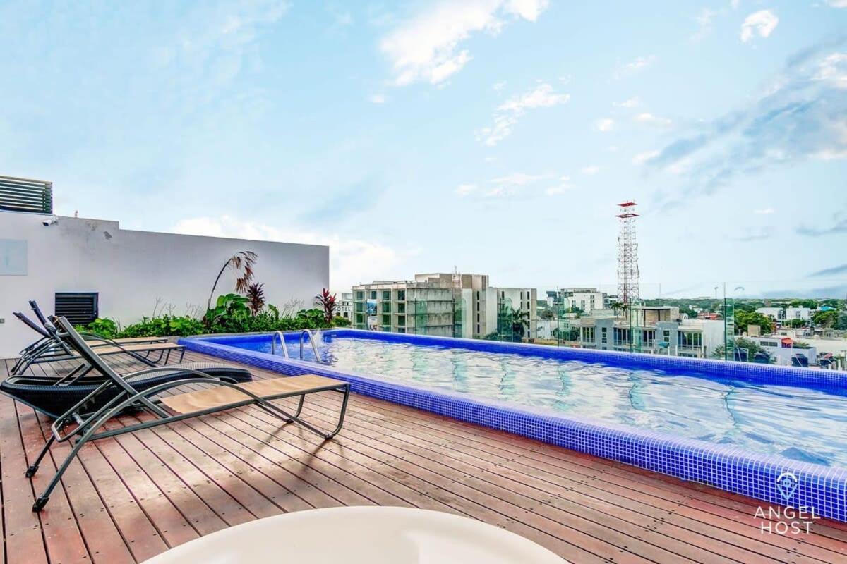 With Amenities Sleeps 8 Roof Pool Gym Сasa de vacaciones *