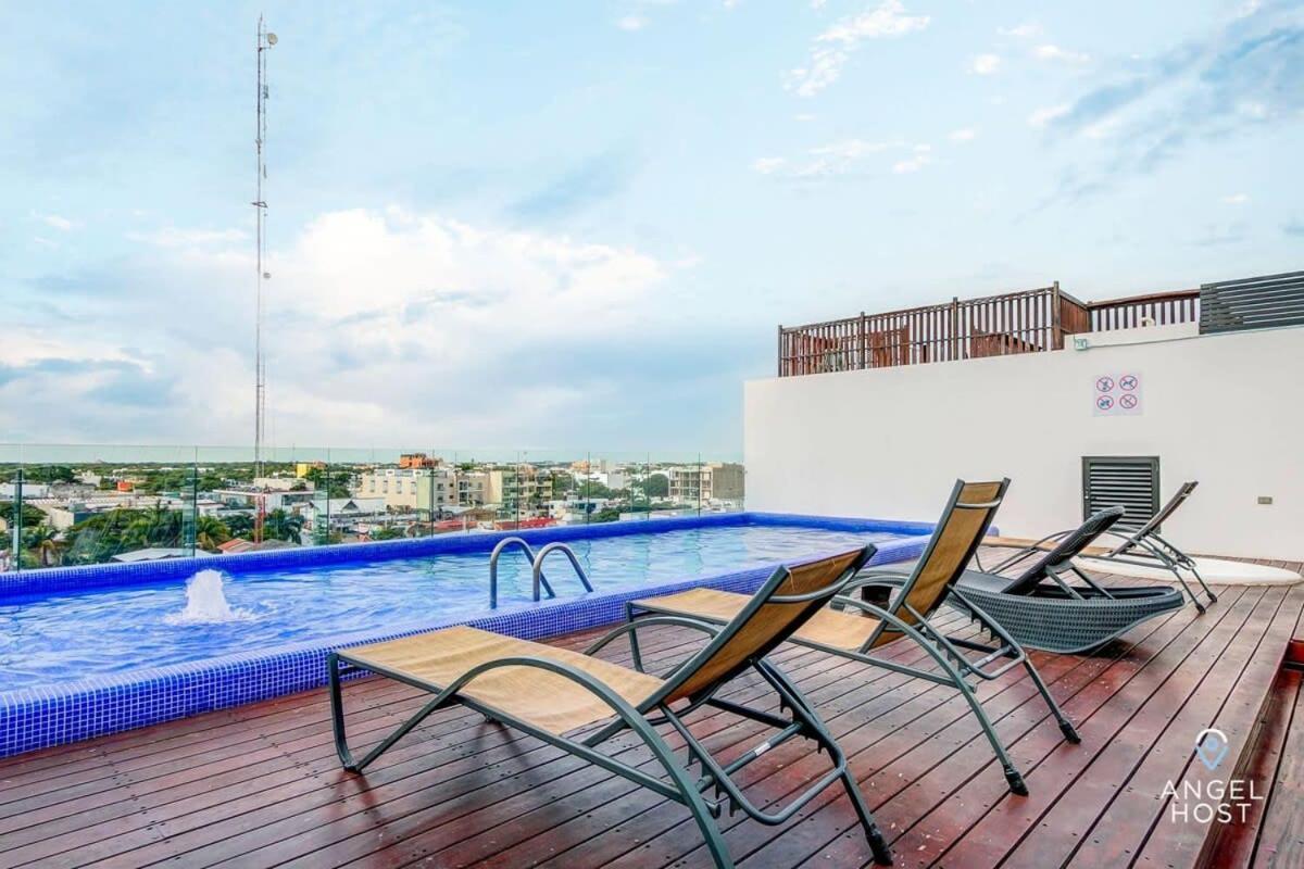 Сasa de vacaciones With Amenities Sleeps 8 Roof Pool Gym